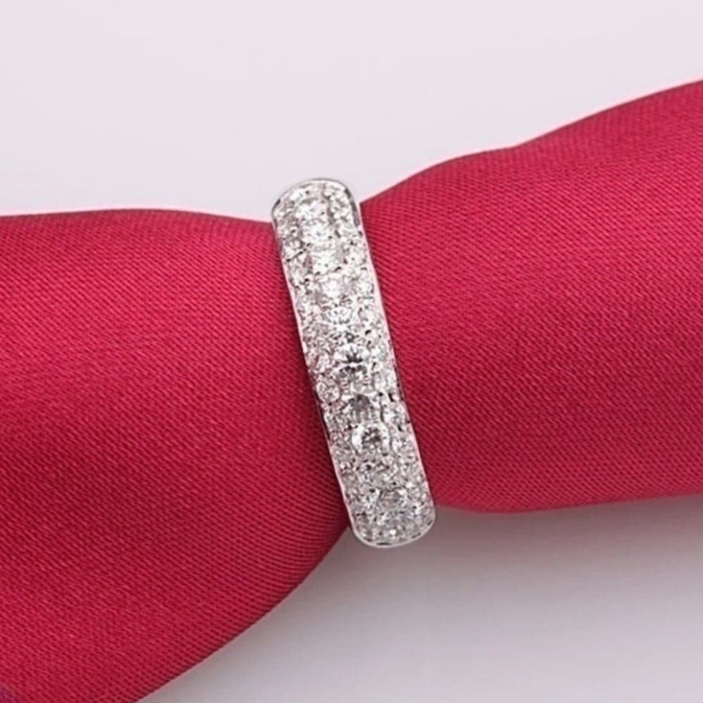Silver band